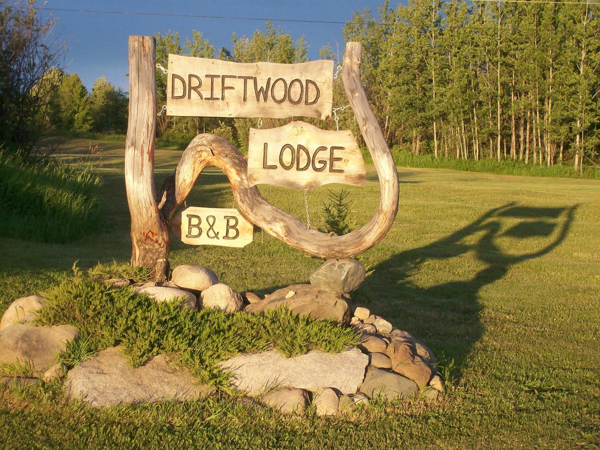 Smithers Driftwood Lodge Exterior photo