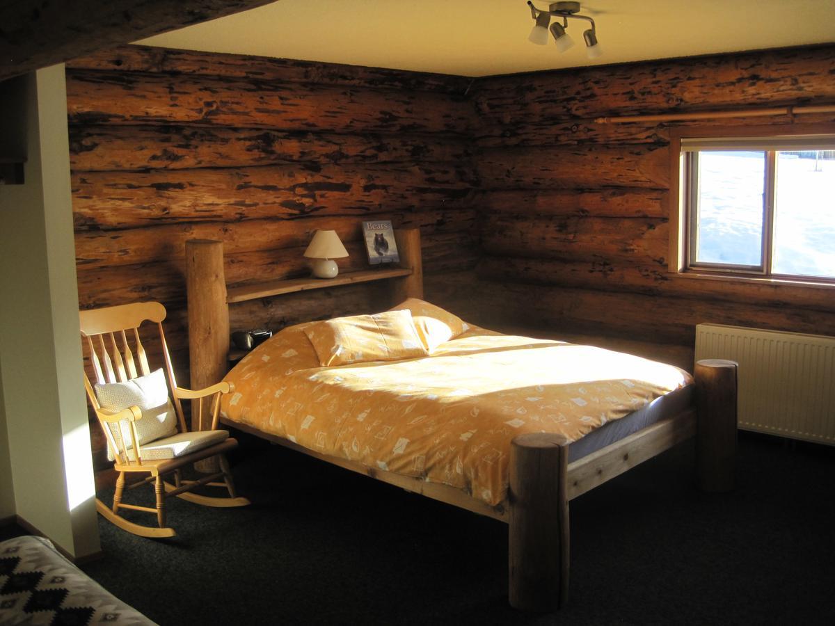 Smithers Driftwood Lodge Room photo