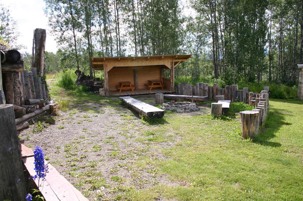 Smithers Driftwood Lodge Exterior photo